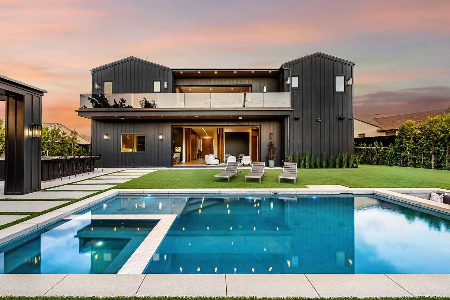 Home Ace twilight and premium real estate shoots - 1